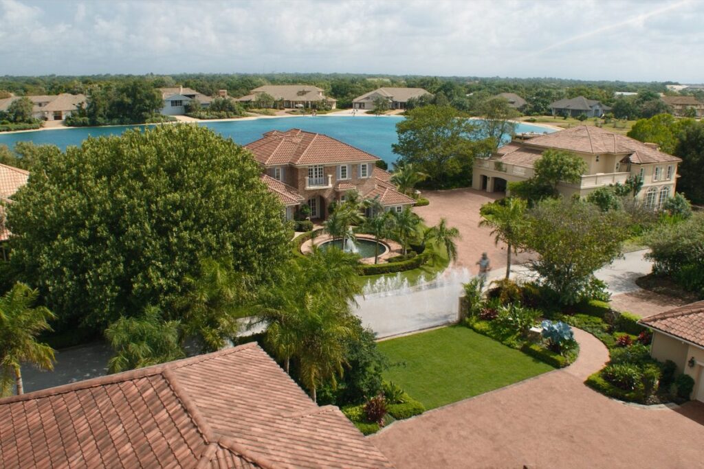 Luxury homes around a lake in Parkland, Florida